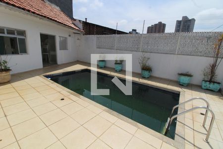Casa de condomínio para alugar com 250m², 2 quartos e 4 vagasPiscina