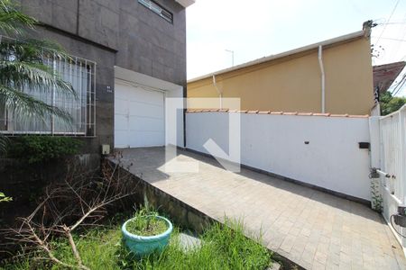 Casa de condomínio para alugar com 250m², 2 quartos e 4 vagasFachada