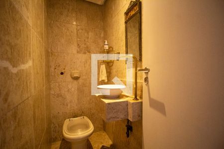 Lavabo de apartamento para alugar com 3 quartos, 200m² em Barra da Tijuca, Rio de Janeiro