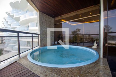 Varanda de apartamento para alugar com 3 quartos, 200m² em Barra da Tijuca, Rio de Janeiro