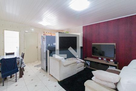 Casa à venda com 250m², 5 quartos e 3 vagas Casa à venda com 250m², 5 quartos e 3 vagasSala