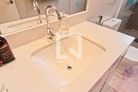 Casa à venda com 160m², 3 quartos e 2 vagas Casa à venda com 160m², 3 quartos e 2 vagasBanheiro da Suíte 3