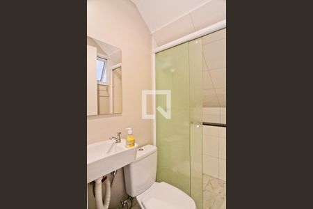 Casa à venda com 160m², 3 quartos e 2 vagas Casa à venda com 160m², 3 quartos e 2 vagasBanheiro de serviço