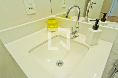 Casa à venda com 160m², 3 quartos e 2 vagas Casa à venda com 160m², 3 quartos e 2 vagasBanheiro da Suíte 2