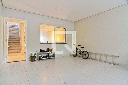 Casa à venda com 160m², 3 quartos e 2 vagas Casa à venda com 160m², 3 quartos e 2 vagasGaragem