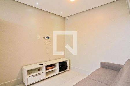 Casa à venda com 160m², 3 quartos e 2 vagas Casa à venda com 160m², 3 quartos e 2 vagasÁrea externa