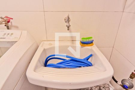 Casa à venda com 160m², 3 quartos e 2 vagas Casa à venda com 160m², 3 quartos e 2 vagasÁrea de Serviço