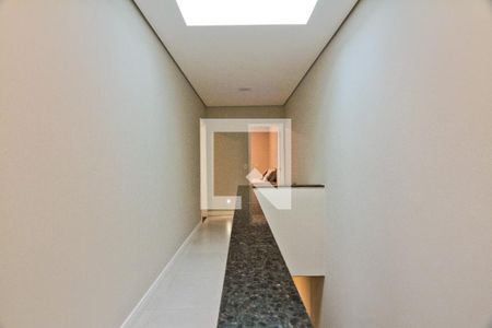 Casa à venda com 160m², 3 quartos e 2 vagas Casa à venda com 160m², 3 quartos e 2 vagasCorredor