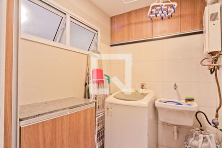 Casa à venda com 160m², 3 quartos e 2 vagas Casa à venda com 160m², 3 quartos e 2 vagasÁrea de Serviço