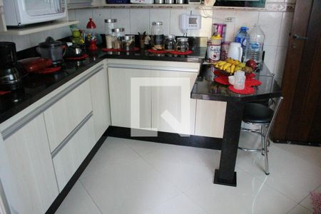 Casa à venda com 120m², 2 quartos e 3 vagasCozinha