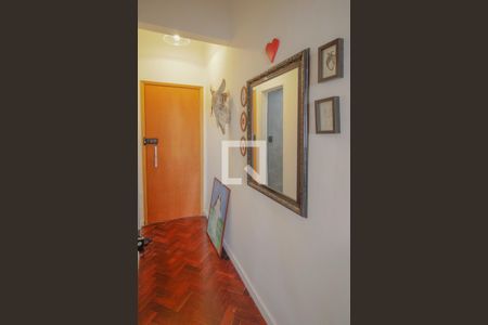 Corredor de entrada de apartamento à venda com 1 quarto, 30m² em Centro, Rio de Janeiro