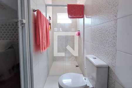 Casa à venda com 256m², 4 quartos e 3 vagas Casa à venda com 256m², 4 quartos e 3 vagasBanheiro Social