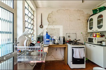 Casa à venda com 300m², 3 quartos e 4 vagasCozinha edícula