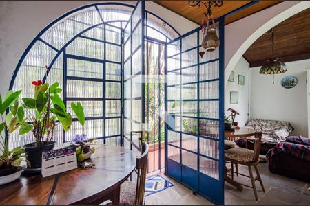 Casa à venda com 300m², 3 quartos e 4 vagasHall de entrada