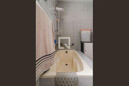 Casa à venda com 300m², 3 quartos e 4 vagasBanheiro