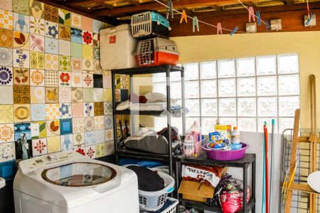 Apartamento à venda com 140m², 2 quartos e 2 vagas Apartamento à venda com 140m², 2 quartos e 2 vagasÁrea de Serviço