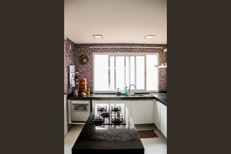 Apartamento à venda com 140m², 2 quartos e 2 vagas Apartamento à venda com 140m², 2 quartos e 2 vagasCozinha