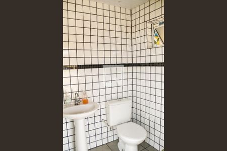 Apartamento à venda com 140m², 2 quartos e 2 vagas Apartamento à venda com 140m², 2 quartos e 2 vagasLavabo