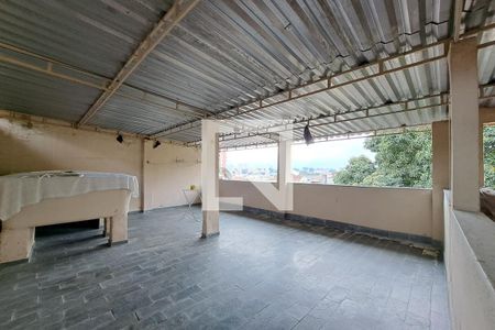 Casa à venda com 140m², 2 quartos e 1 vaga Casa à venda com 140m², 2 quartos e 1 vagaTerraço