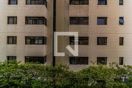 Apartamento para alugar com 55m², 2 quartos e 1 vaga Apartamento para alugar com 55m², 2 quartos e 1 vagaVista da área de serviço