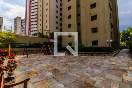 Apartamento para alugar com 55m², 2 quartos e 1 vaga Apartamento para alugar com 55m², 2 quartos e 1 vagaÁrea comum - Playground