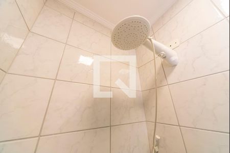 Casa de condomínio à venda com 100m², 3 quartos e 2 vagas Casa de condomínio à venda com 100m², 3 quartos e 2 vagasChuveiro
