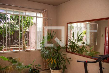 Sala (Térreo) de casa para alugar com 4 quartos, 185m² em Madureira, Rio de Janeiro