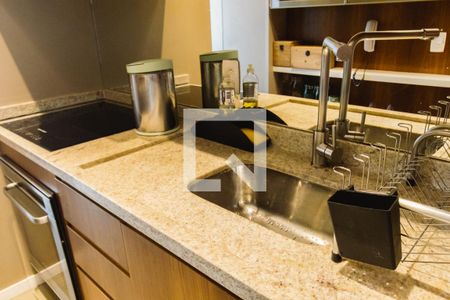 Apartamento para alugar com 72m², 2 quartos e 1 vaga Apartamento para alugar com 72m², 2 quartos e 1 vagaCozinha Pia