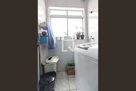 Apartamento à venda com 67m², 3 quartos e 1 vagaÁrea de serviço