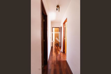 Corredor de apartamento para alugar com 3 quartos, 96m² em Santa Teresinha, São Paulo