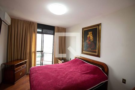 Apartamento à venda com 275m², 4 quartos e 3 vagasQuarto 2