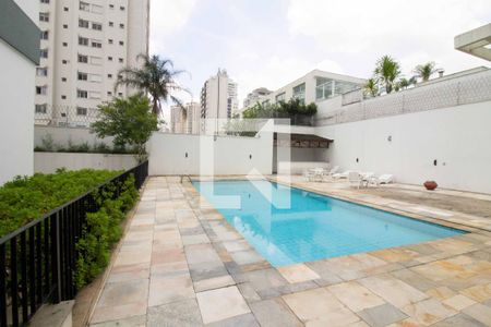 Apartamento à venda com 275m², 4 quartos e 3 vagasÁrea comum - Piscina