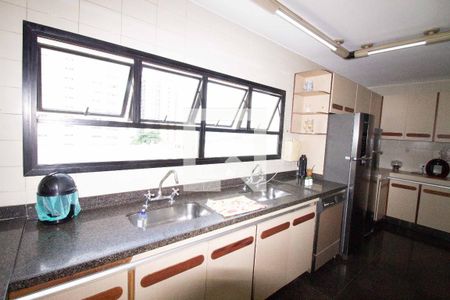 Apartamento à venda com 275m², 4 quartos e 3 vagasCozinha