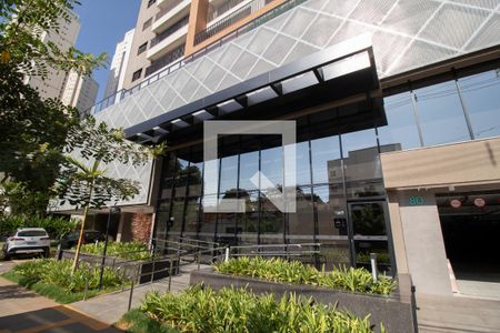 Apartamento para alugar com 72m², 2 quartos e 2 vagasFachada