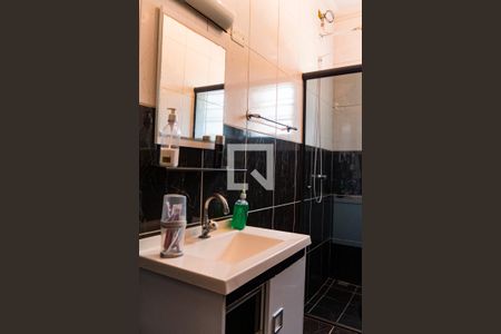 Casa à venda com 290m², 4 quartos e 3 vagasBanheiro Social