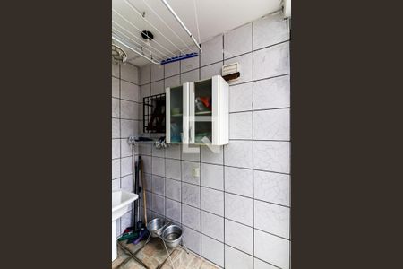 Casa à venda com 280m², 2 quartos e 2 vagas Casa à venda com 280m², 2 quartos e 2 vagasÁrea de Serviço