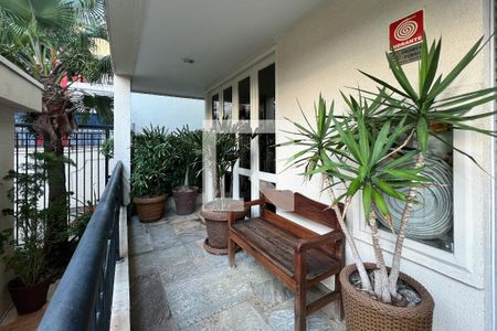 Studio à venda com 54m², 1 quarto e 1 vaga Studio à venda com 54m², 1 quarto e 1 vagaÁrea externa