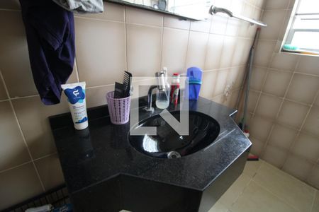 Casa à venda com 316m², 4 quartos e 2 vagasBanheiro 1