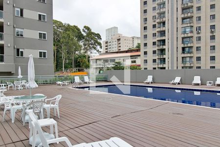 Apartamento à venda com 38m², 1 quarto e 1 vaga Apartamento à venda com 38m², 1 quarto e 1 vagaÁrea comum - Piscina