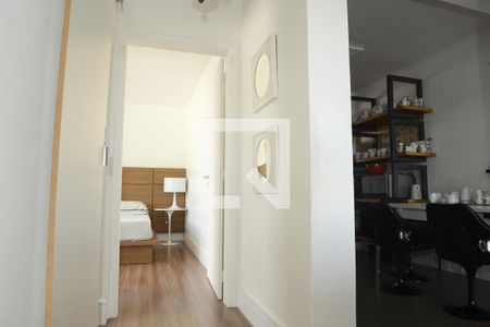 Apartamento à venda com 70m², 2 quartos e sem vagaCorredor