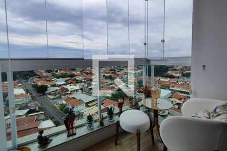 Apartamento à venda com 164m², 3 quartos e 4 vagasDetalhe da sala