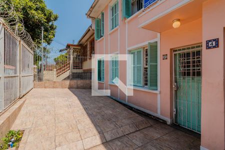 Casa à venda com 200m², 4 quartos e 2 vagas Casa à venda com 200m², 4 quartos e 2 vagasGaragem