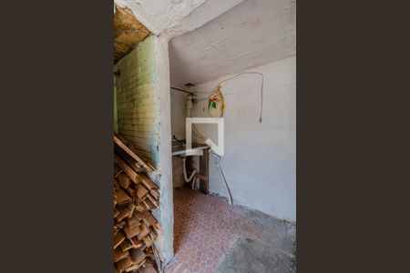 Casa à venda com 200m², 4 quartos e 2 vagas Casa à venda com 200m², 4 quartos e 2 vagasÁrea de Serviço