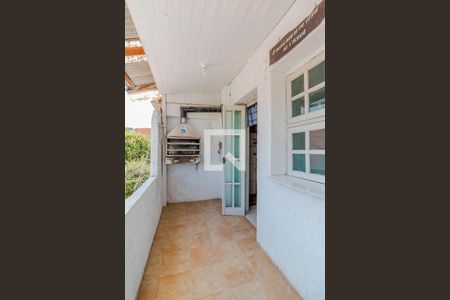 Casa à venda com 200m², 4 quartos e 2 vagas Casa à venda com 200m², 4 quartos e 2 vagasÁrea de serviço