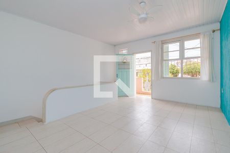 Casa à venda com 200m², 4 quartos e 2 vagas Casa à venda com 200m², 4 quartos e 2 vagasSala - Segunda casa