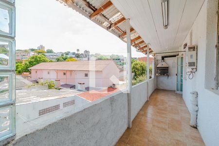 Casa à venda com 200m², 4 quartos e 2 vagas Casa à venda com 200m², 4 quartos e 2 vagasÁrea de serviço