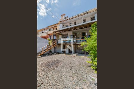 Casa à venda com 200m², 4 quartos e 2 vagas Casa à venda com 200m², 4 quartos e 2 vagasQuintal