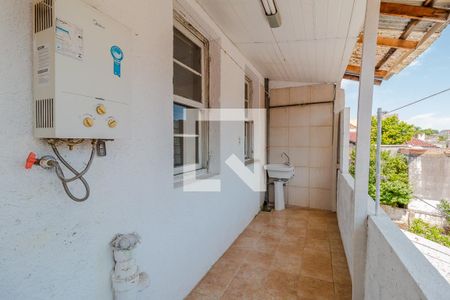 Casa à venda com 200m², 4 quartos e 2 vagas Casa à venda com 200m², 4 quartos e 2 vagasÁrea de serviço