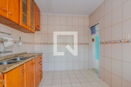 Casa à venda com 200m², 4 quartos e 2 vagas Casa à venda com 200m², 4 quartos e 2 vagasCozinha - Segunda casa