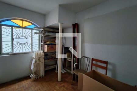 Casa à venda com 280m², 5 quartos e 2 vagasQuarto 3